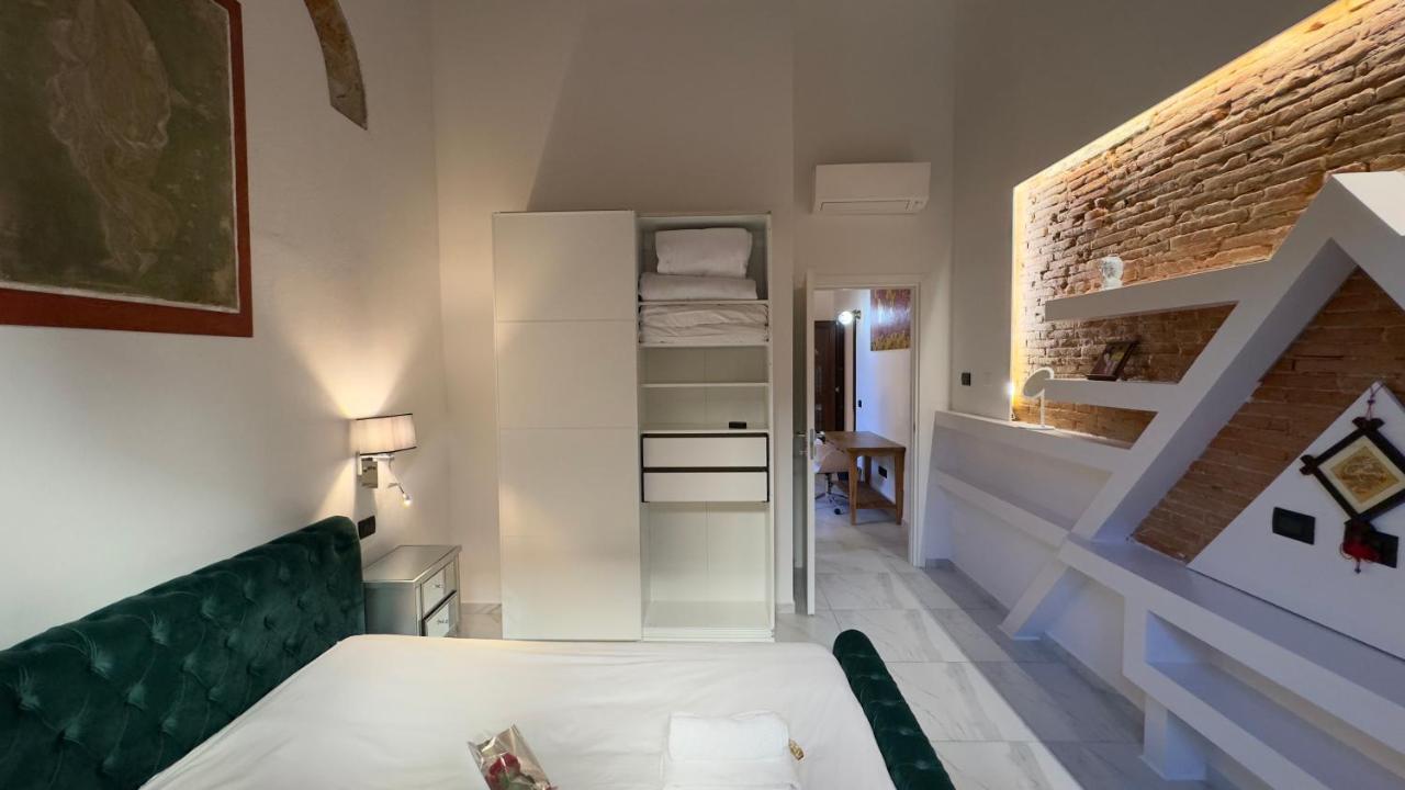 Suite Stylish & Cozy Apartment In The Heart Of Florence Extérieur photo